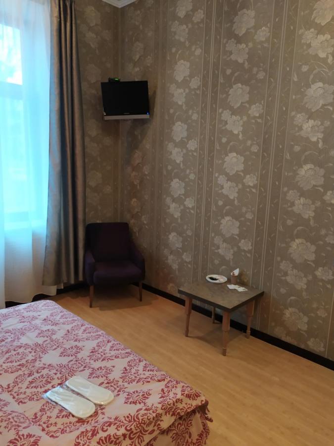 Mini Hotel Na Gasheka Киев Екстериор снимка
