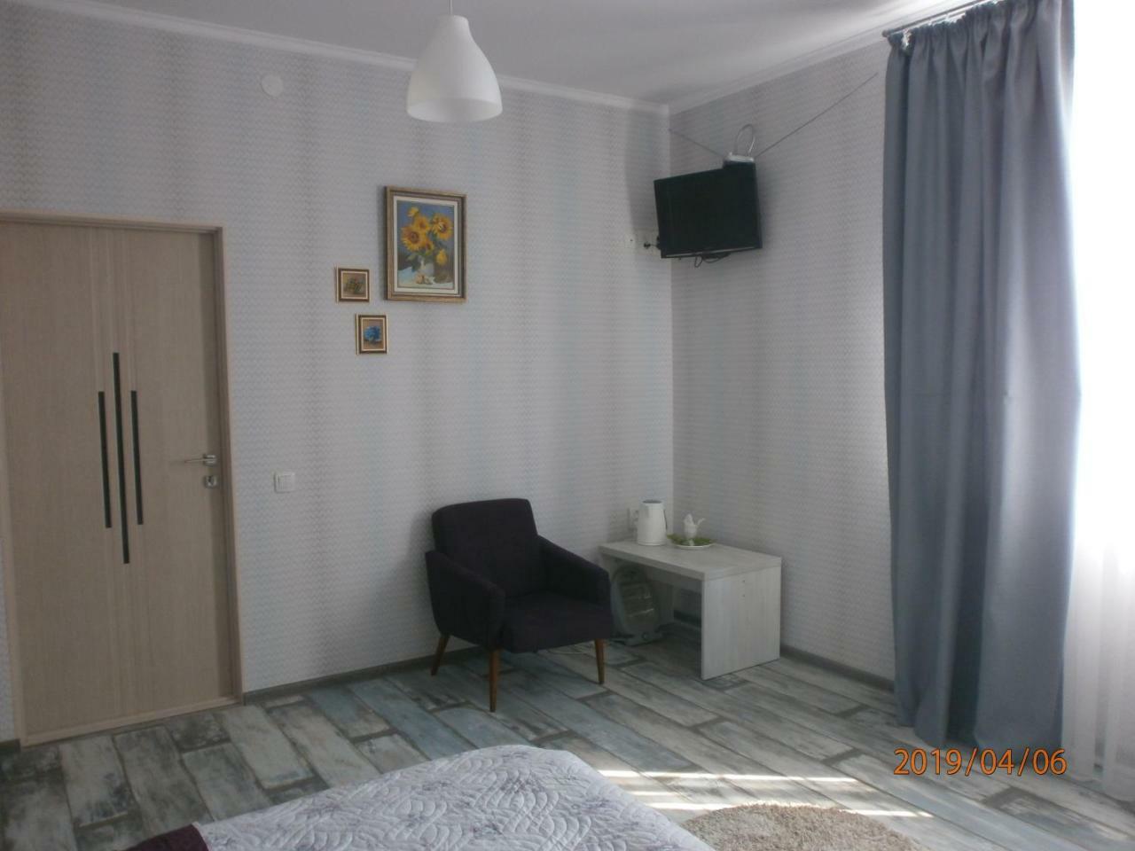 Mini Hotel Na Gasheka Киев Екстериор снимка