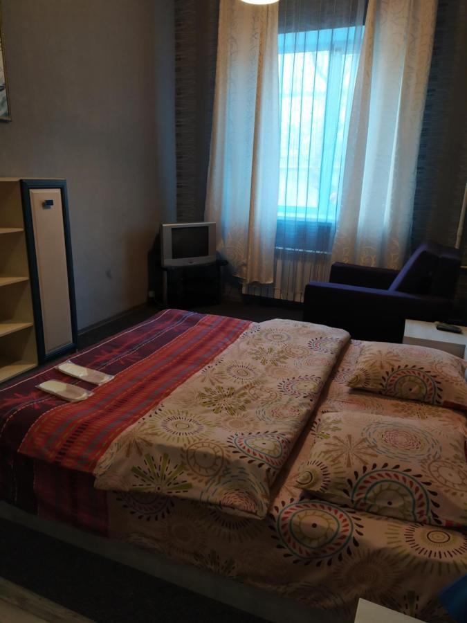 Mini Hotel Na Gasheka Киев Екстериор снимка